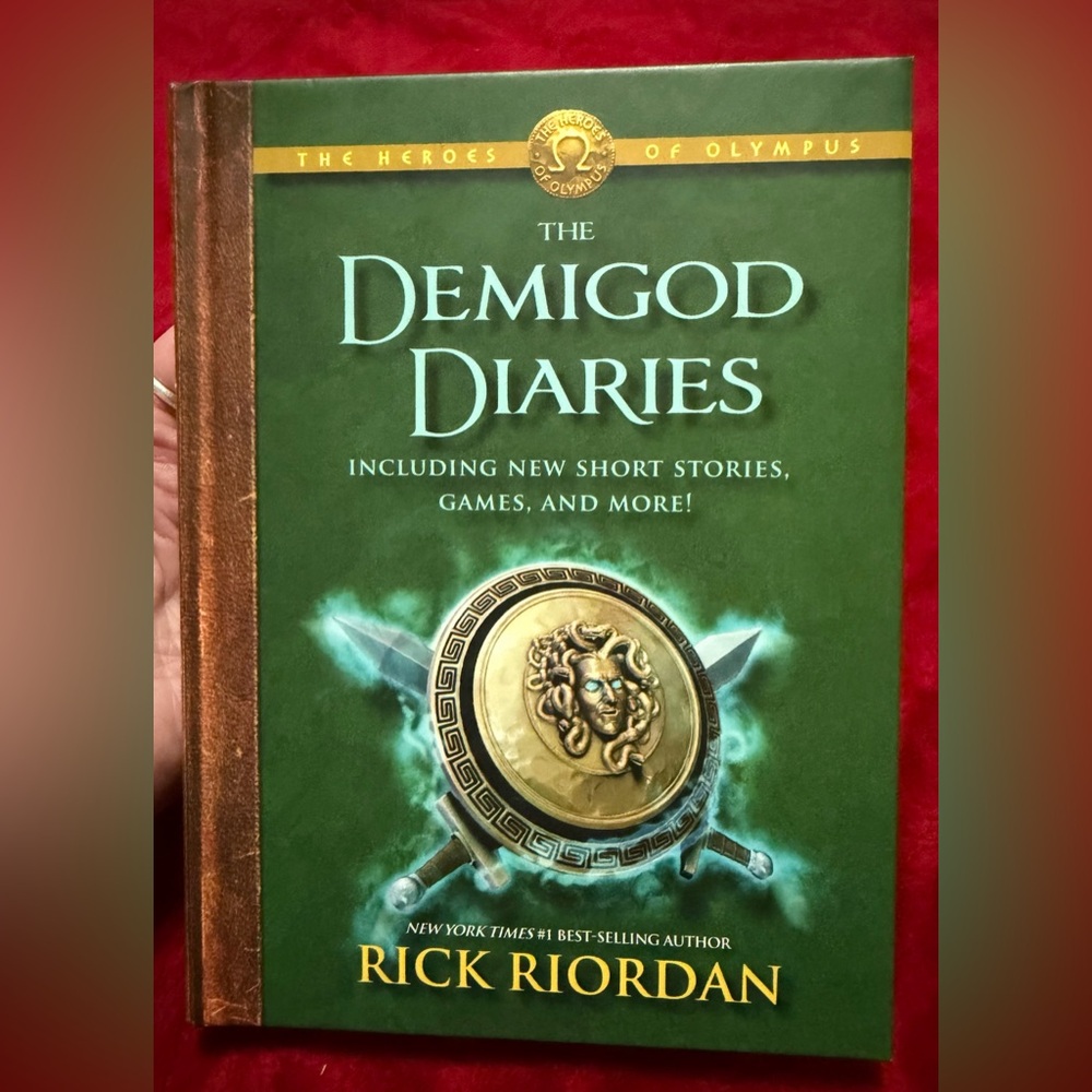 HARDBACK THE DEMIGOD DIARIES YOUNG ADULT BOOK WITH GRAPHICS NO WRITING CREASES - Picture 11 of 11